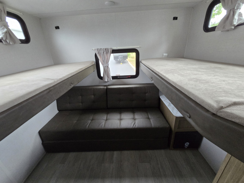Salem Cruise Lite Travel Trailer